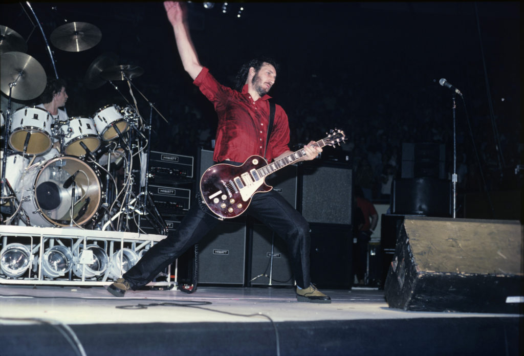 Best guitarist of all time Legendary Music Makers